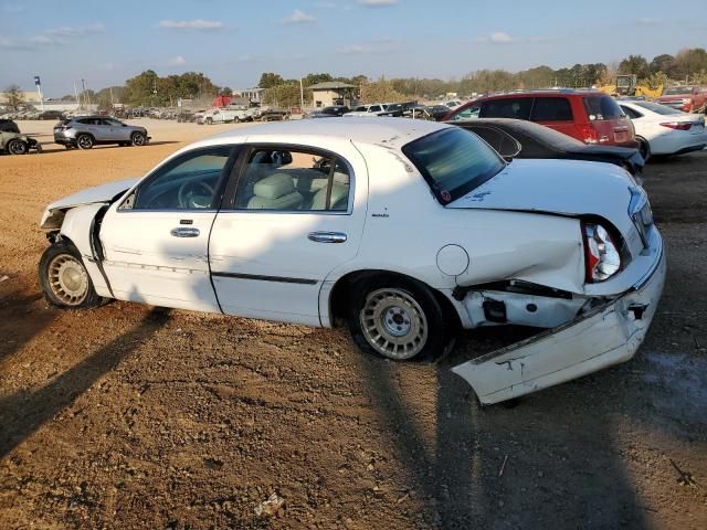 2000 Lincoln Town Car Executive