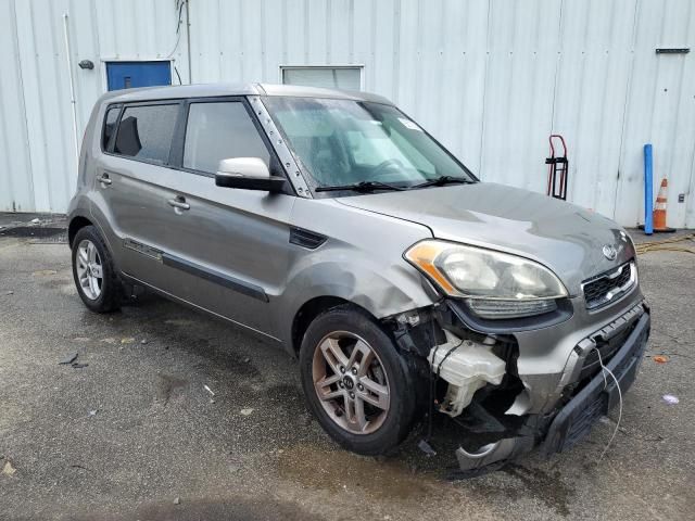 2012 KIA Soul +