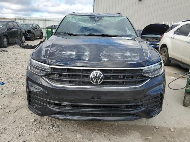 2024 Volkswagen Tiguan SE R-LINE Black