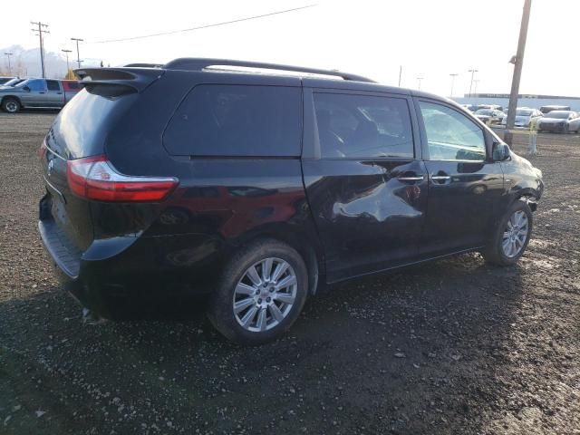 2017 Toyota Sienna XLE