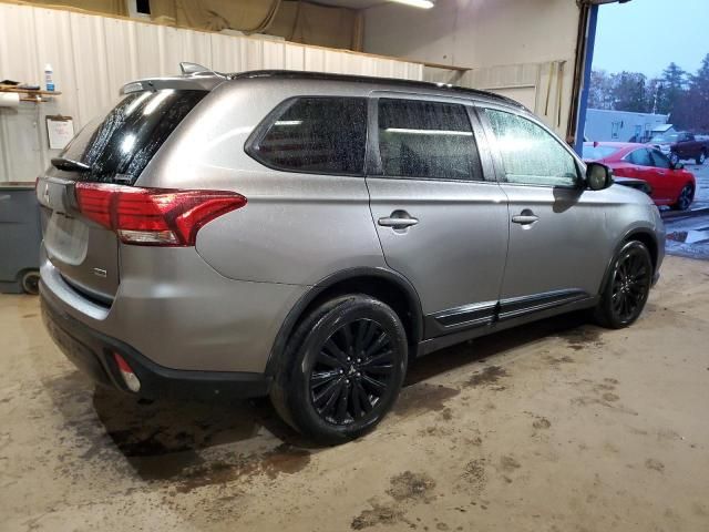 2020 Mitsubishi Outlander SE