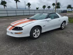 Carros dañados por inundaciones a la venta en subasta: 1997 Chevrolet Camaro Z28