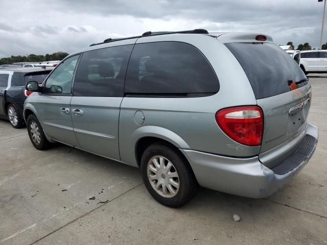 2003 Chrysler Town & Country LX