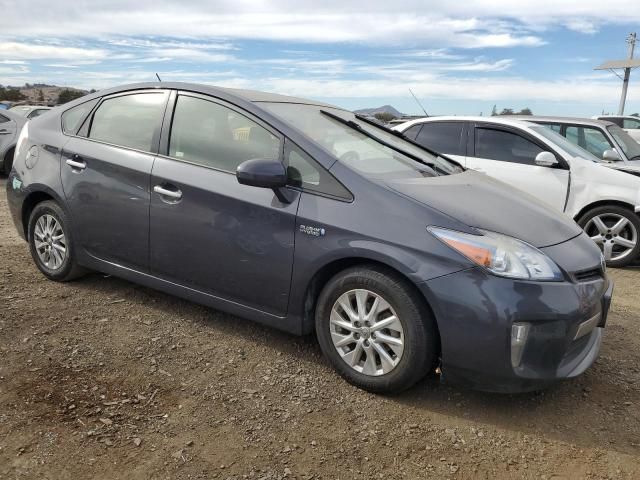 2014 Toyota Prius PLUG-IN