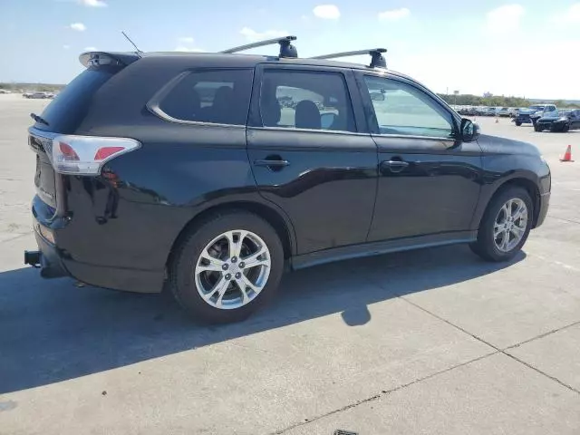 2014 Mitsubishi Outlander SE