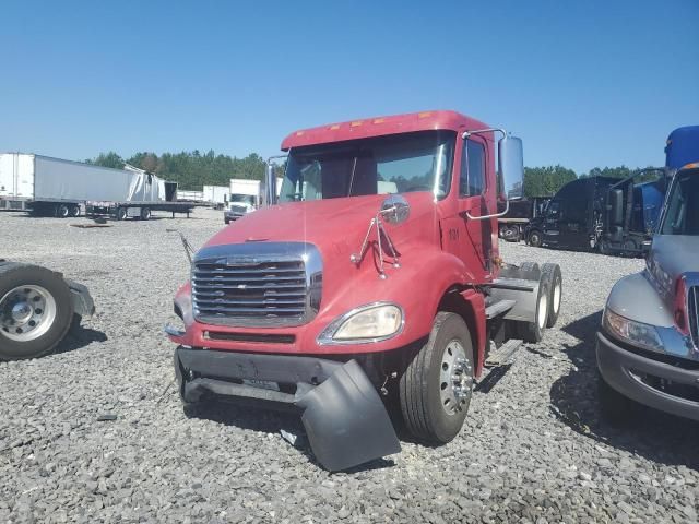 2010 Freightliner Conventional Columbia