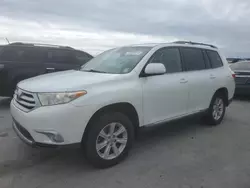 Carros dañados por inundaciones a la venta en subasta: 2012 Toyota Highlander Base