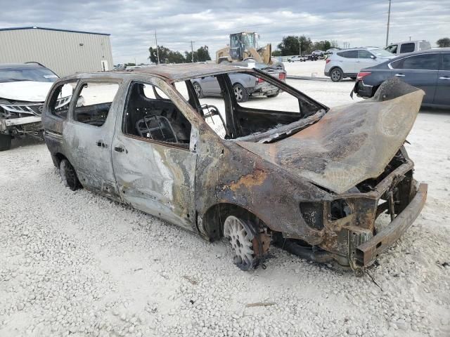 2000 Toyota Sienna CE