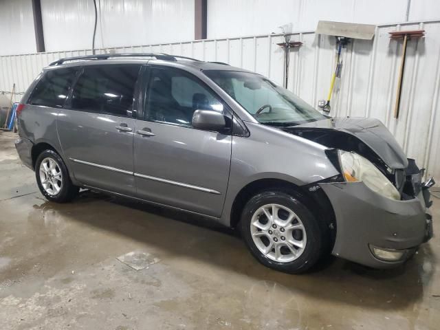 2005 Toyota Sienna XLE