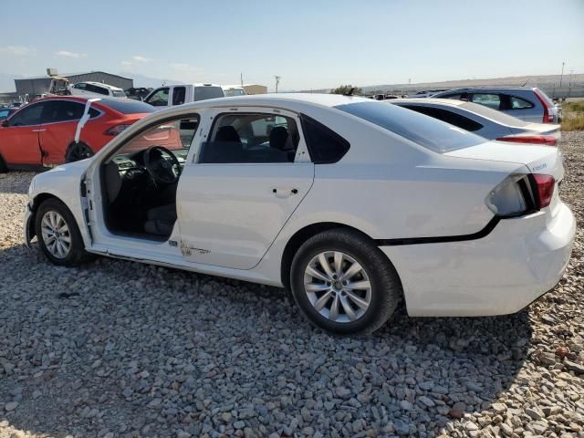 2013 Volkswagen Passat S