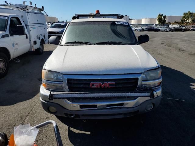 2005 GMC New Sierra C1500