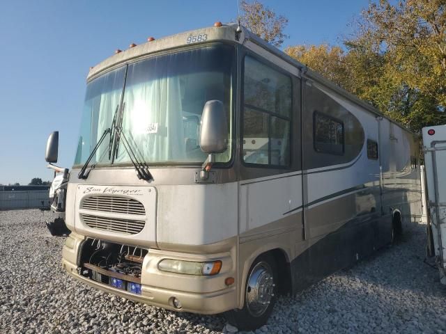 2004 Workhorse Custom Chassis Motorhome Chassis W22