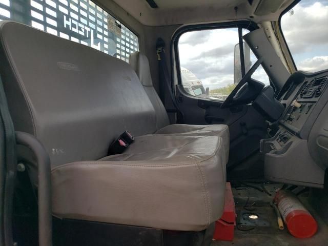 2007 Freightliner M2 106 Medium Duty