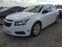 2013 Chevrolet Cruze LS en venta en Riverview, FL