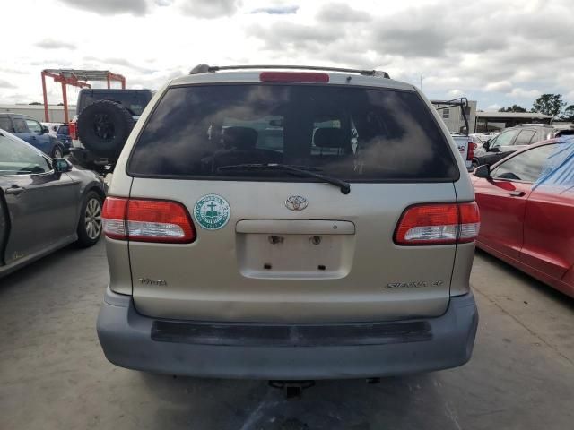 2002 Toyota Sienna CE