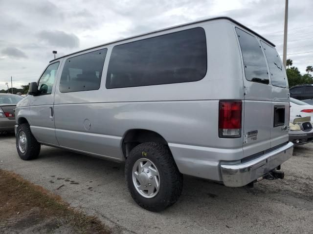 2010 Ford Econoline E350 Super Duty Wagon