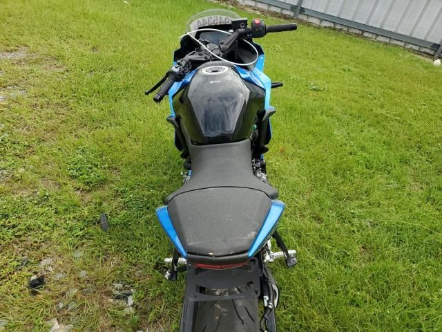 2024 Suzuki GSX800 F