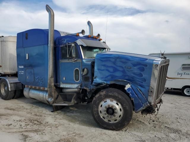 2000 Peterbilt 379