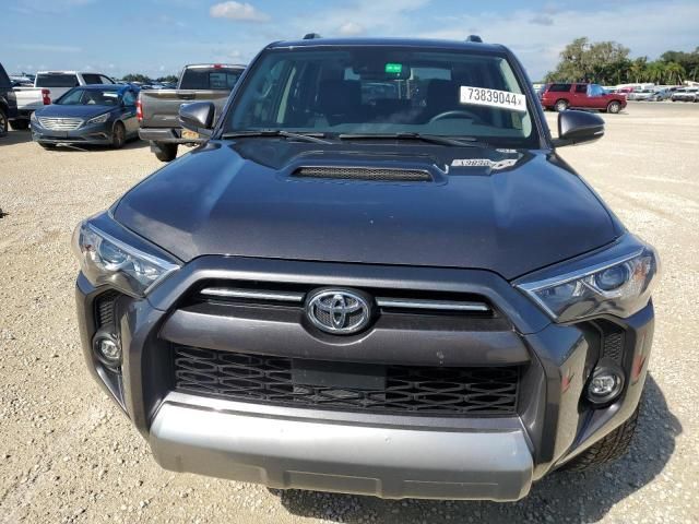 2023 Toyota 4runner SE