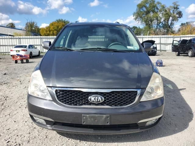 2014 KIA Sedona LX