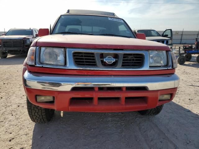 2000 Nissan Frontier Crew Cab XE