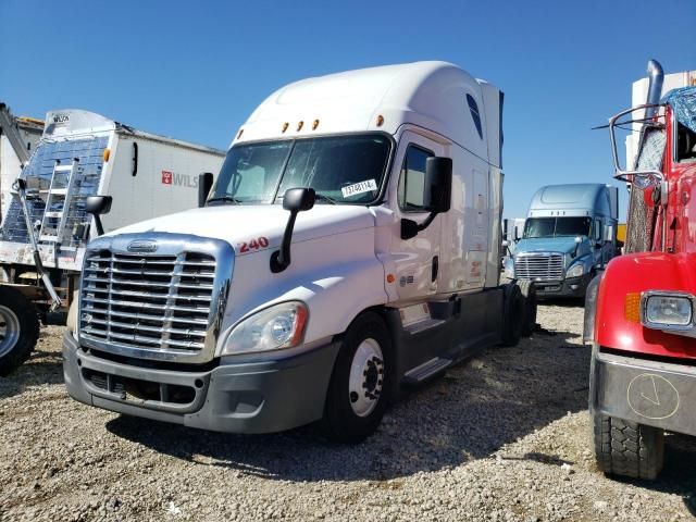 2016 Freightliner Cascadia 125