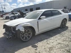 Chrysler Vehiculos salvage en venta: 2015 Chrysler 300 S