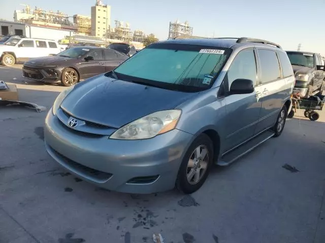 2010 Toyota Sienna CE