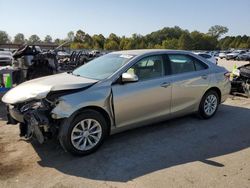 2015 Toyota Camry LE en venta en Florence, MS