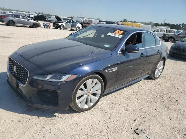 2022 Jaguar XF R-DYNAMIC SE