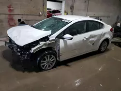 KIA Vehiculos salvage en venta: 2017 KIA Forte LX