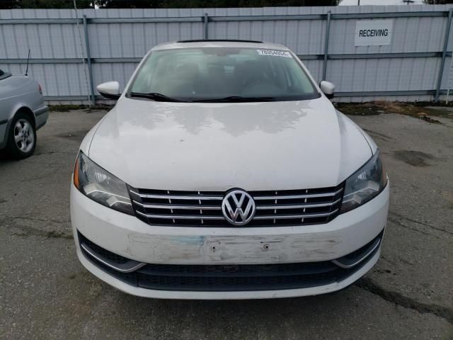 2012 Volkswagen Passat SE