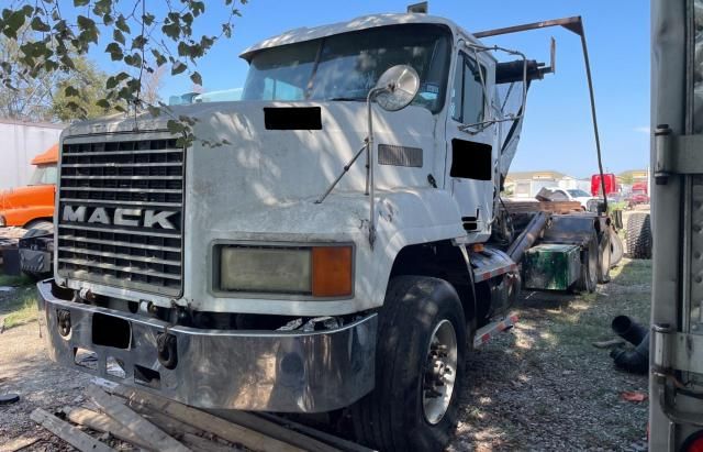 1990 Mack 600 CH600