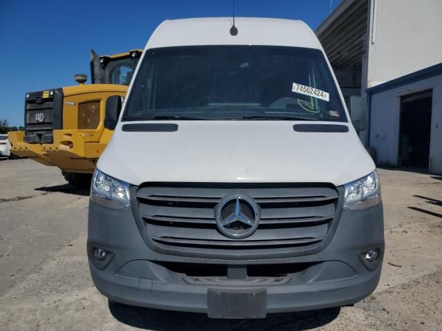 2021 Mercedes-Benz Sprinter 2500