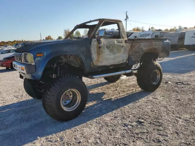 1982 Toyota Pickup RN38