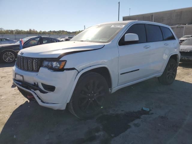 2020 Jeep Grand Cherokee Laredo