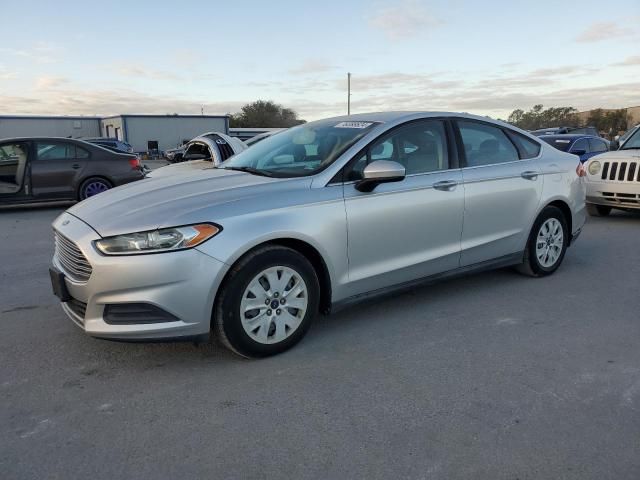 2013 Ford Fusion S