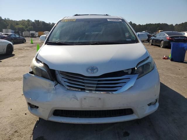 2015 Toyota Sienna XLE