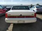 1997 Lincoln Town Car Signature