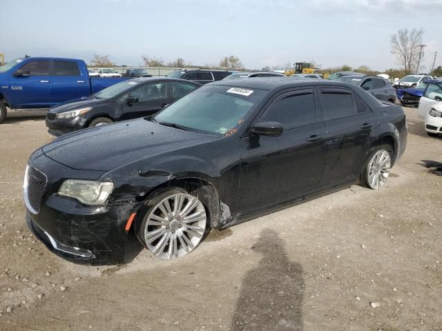 2016 Chrysler 300C