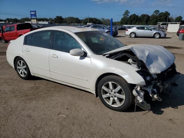 2005 Nissan Maxima SE