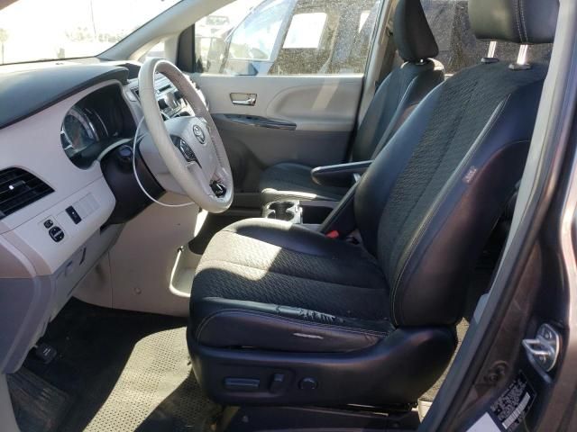 2014 Toyota Sienna Sport