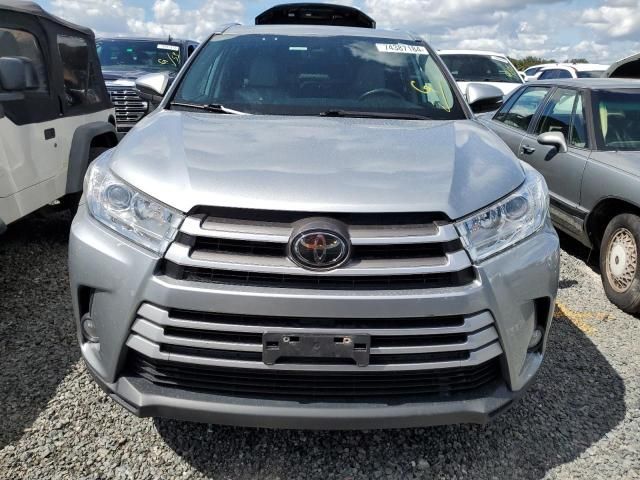 2018 Toyota Highlander SE