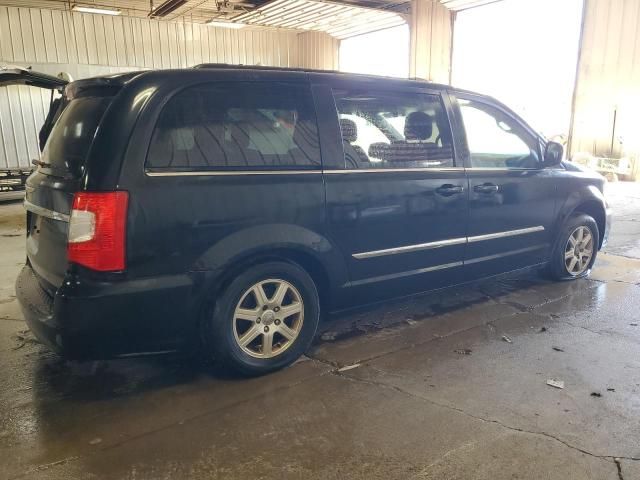 2012 Chrysler Town & Country Touring