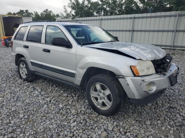 2005 Jeep Grand Cherokee Laredo