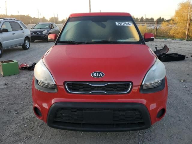 2013 KIA Soul +