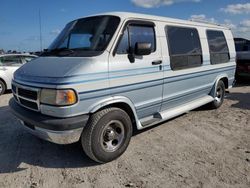 Carros dañados por inundaciones a la venta en subasta: 1996 Dodge RAM Van B2500