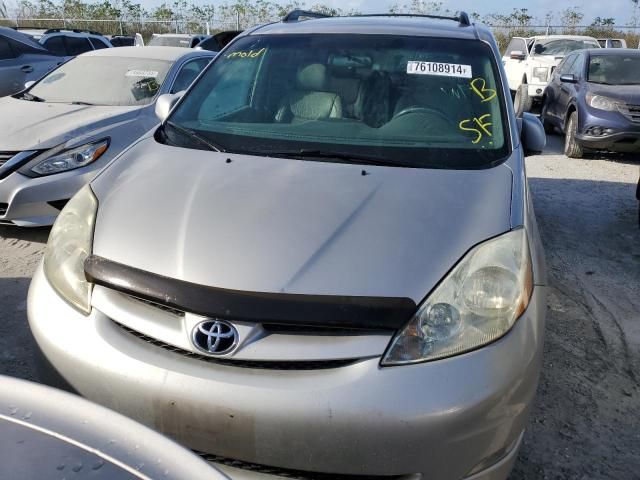 2006 Toyota Sienna XLE