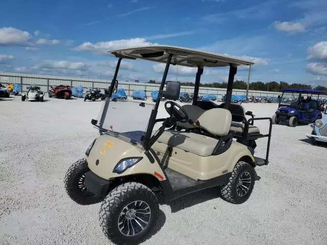 2016 Yamaha Golf Cart