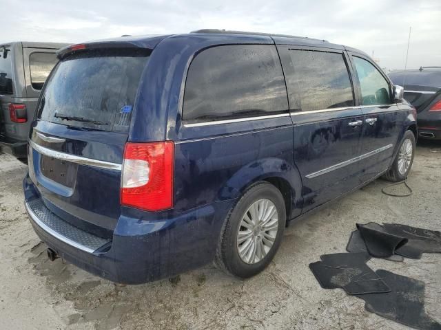 2012 Chrysler Town & Country Touring L